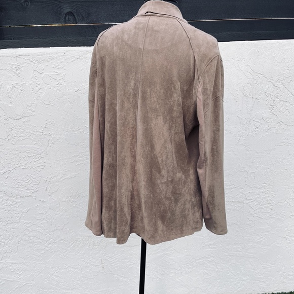 Tan Suedelike Hip Women's Jacket "L"  open front or snapped - Picture 3 of 8